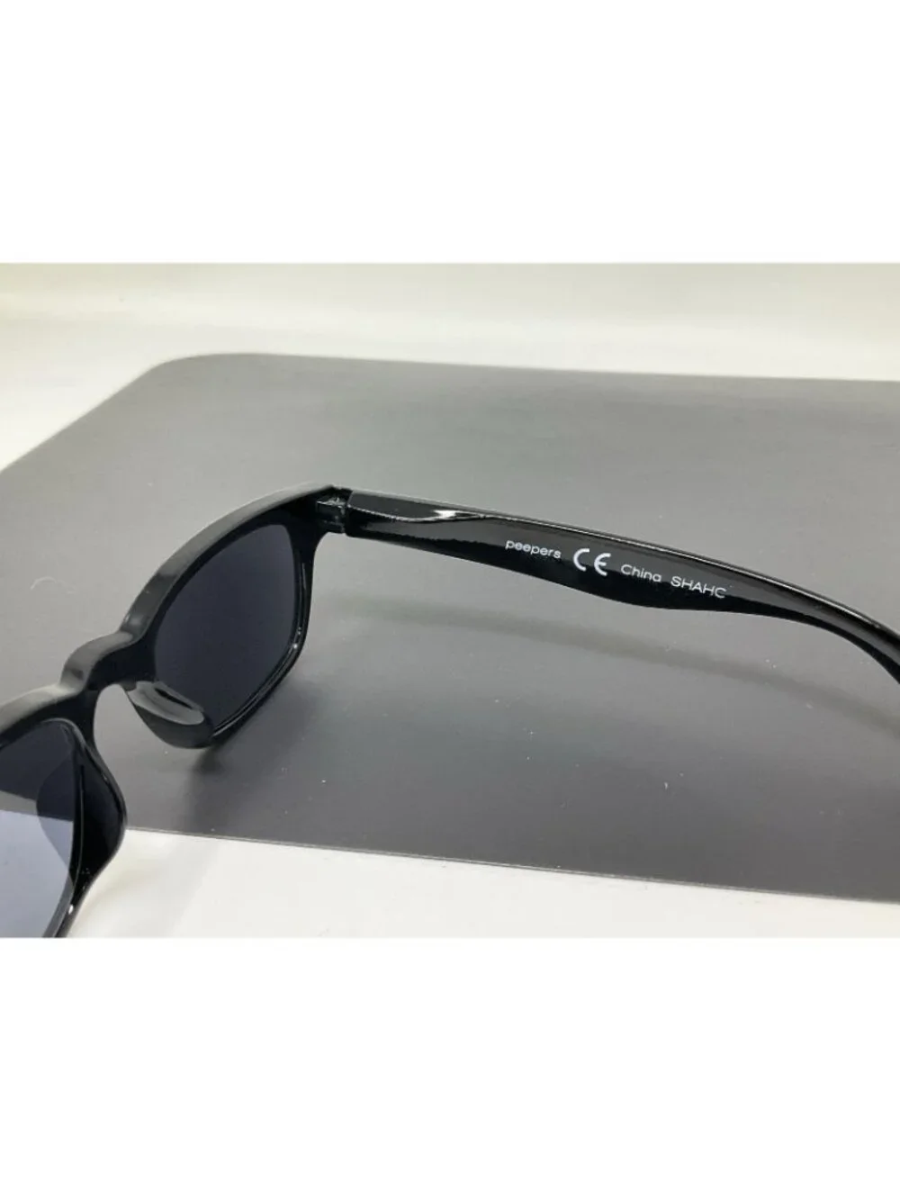 Peepers 584R Clark Sun Black Reading Glasses +2.00 Sunglasses